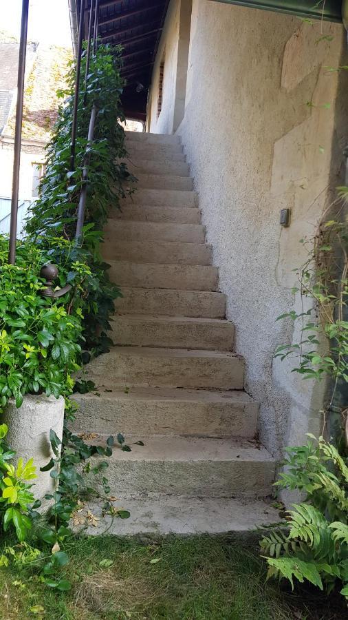Chambre Avec Salle De Bain Hotel Donzy Exterior foto